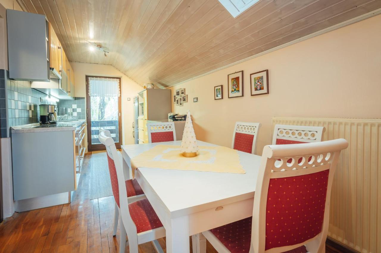 Apartma Borovc モイストラナ エクステリア 写真