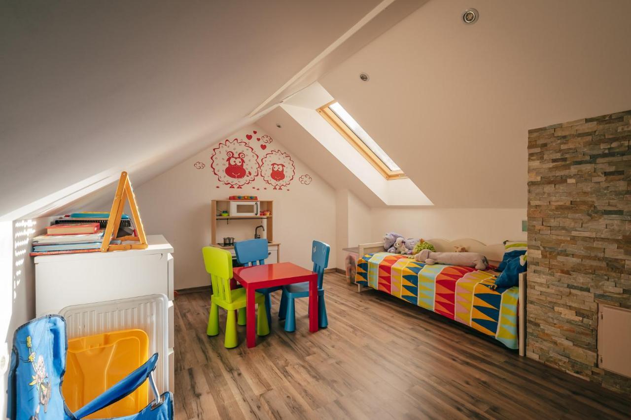 Apartma Borovc モイストラナ エクステリア 写真